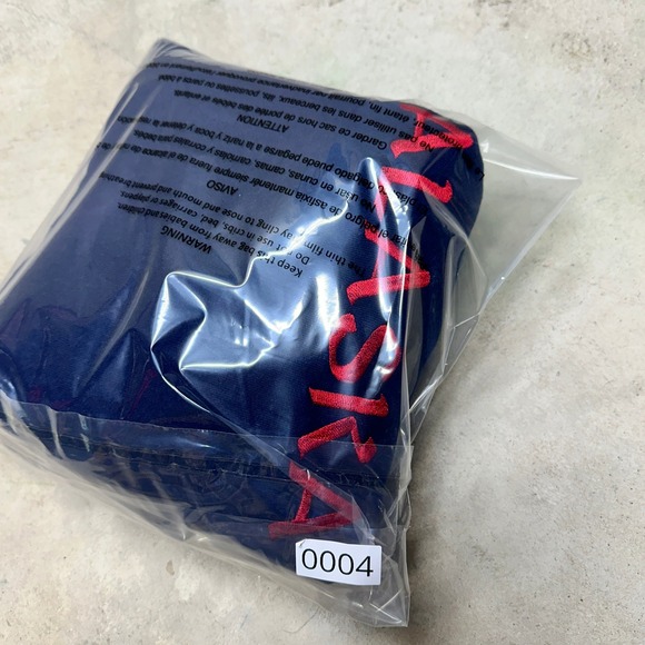 Vintage Santee Alaska Embroidered Crewneck‎ Sweatshirt XL Navy Blue Red Spellout - Picture 7 of 7